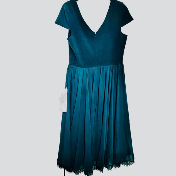 NWT Dress the Population Corey Chiffon Dress in Green size Medium. - Picture 3 of 8